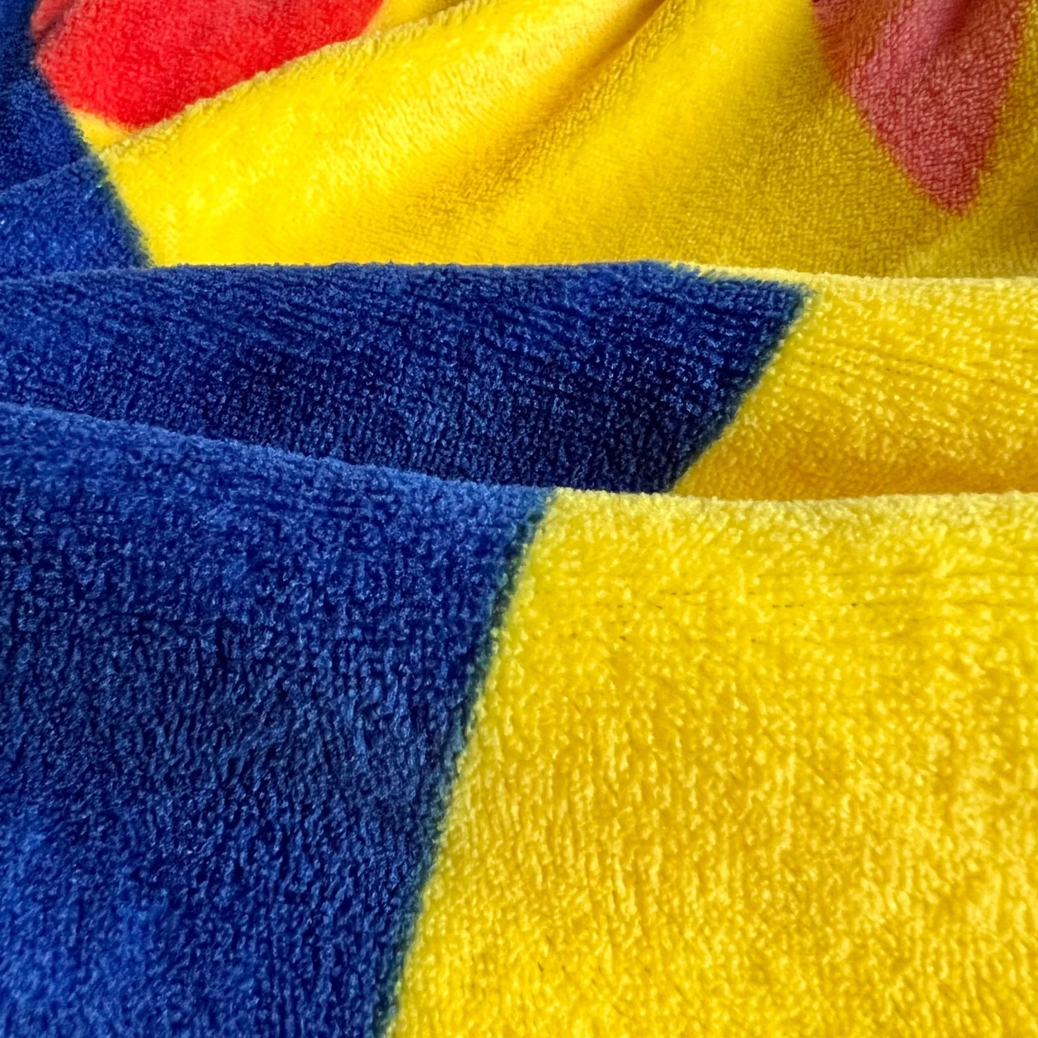 Decke / Fleecedecke "Pokémon Pikachu" In Bunt 4 Decke / Fleecedecke "Pokémon Pikachu" In Bunt – Bild 4